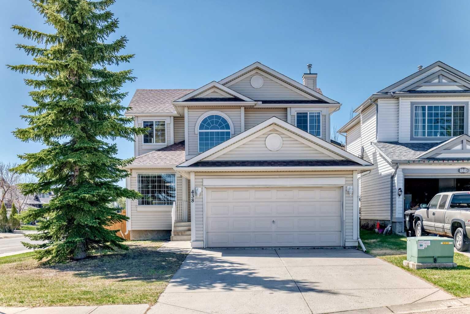 Property Photo:  438 Bridlewood Place SW  AB T2Y 3R1 