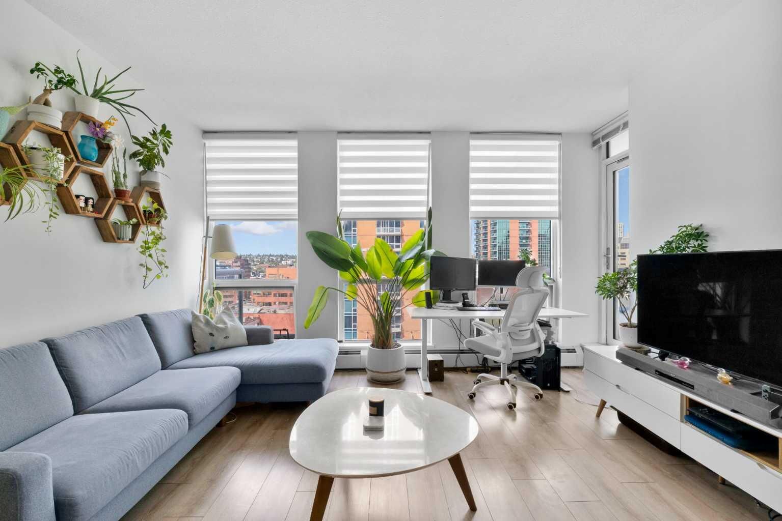 Property Photo:  1500 7 Street SW 905  AB T2R 1A7 