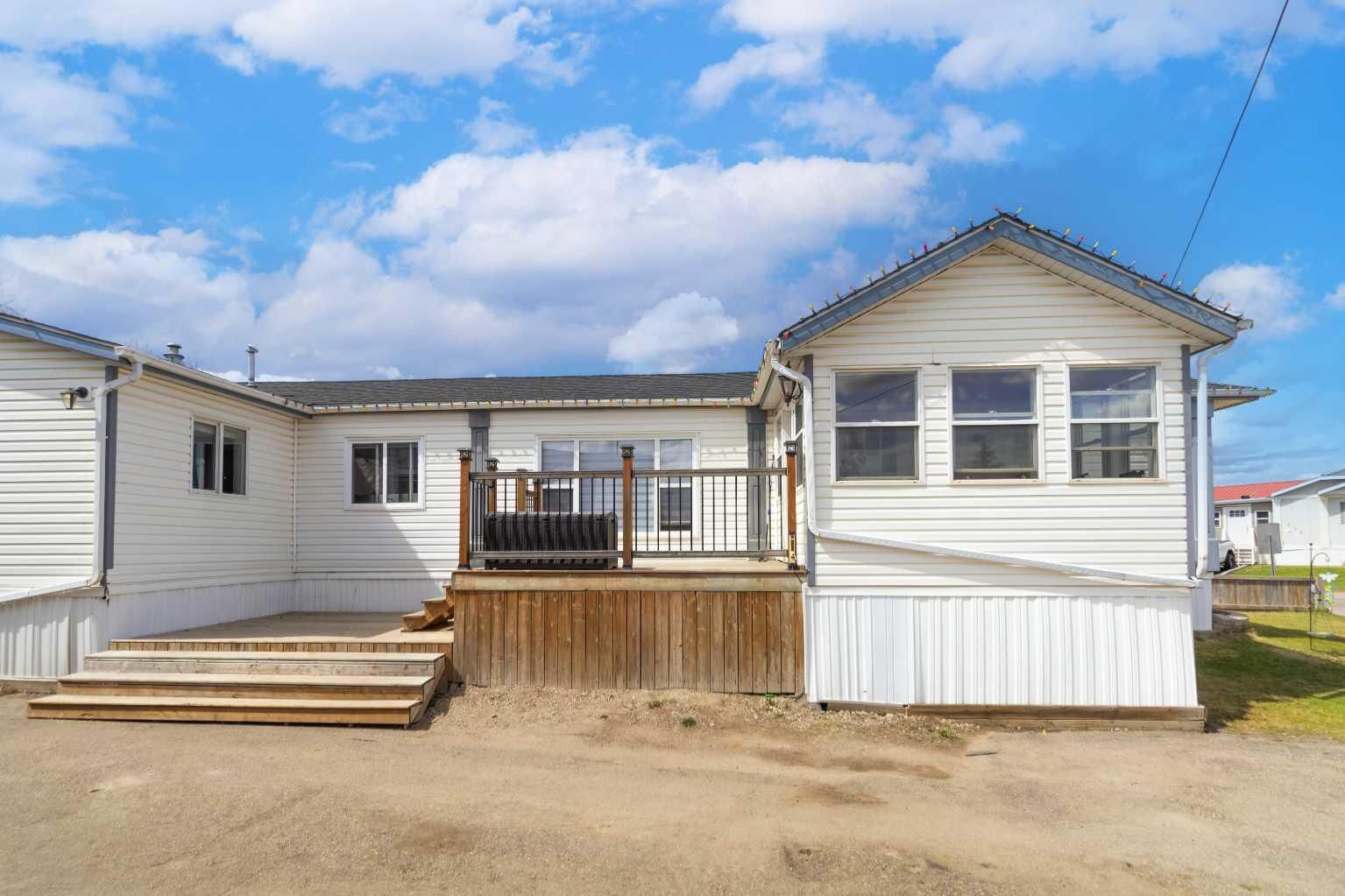 Property Photo:  101 Granite Street  AB T9H 4Y2 