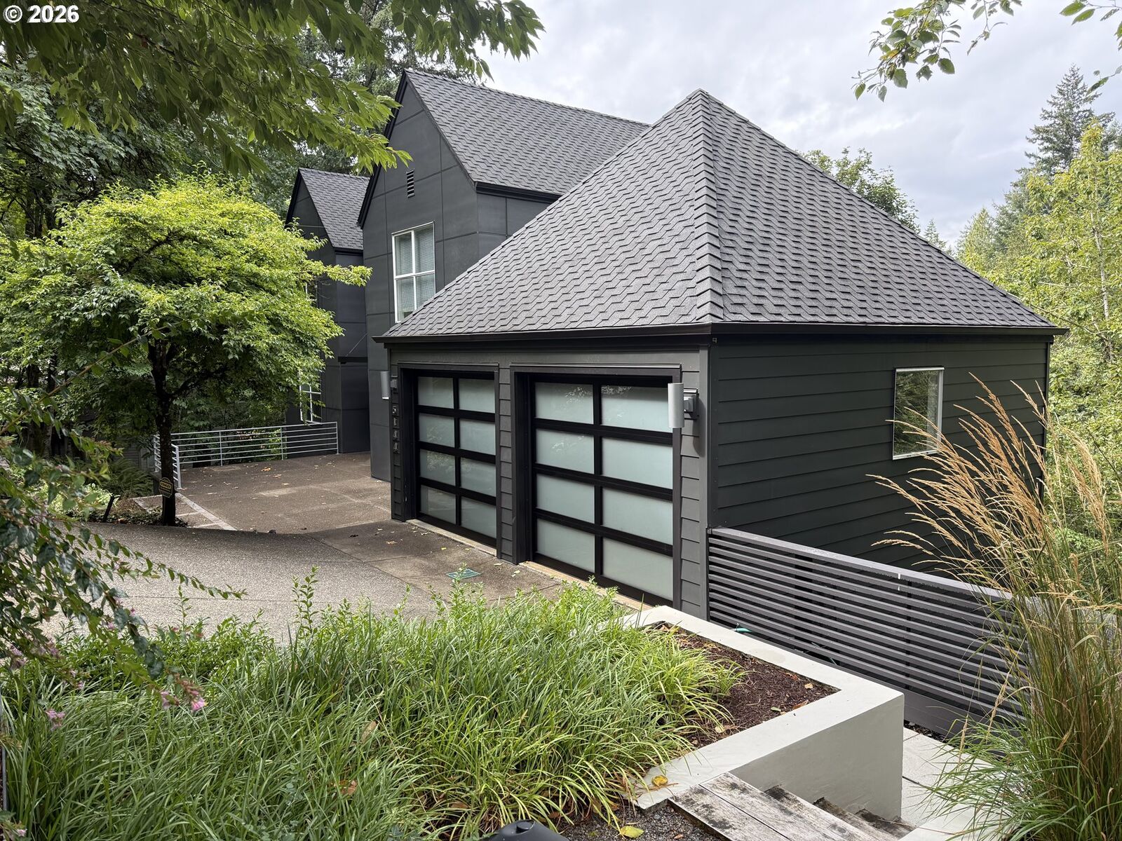 Property Photo: 5144 SW Hewett Blvd OR 97221
