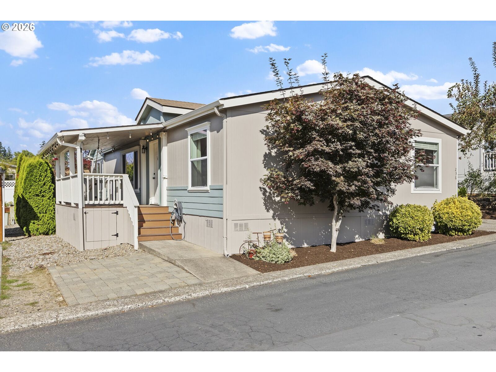 Property Photo:  12450 SW Fischer Rd  OR 97224 