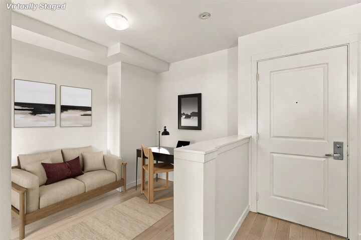 Property Photo:  2607  Western Avenue 302  WA 98121 