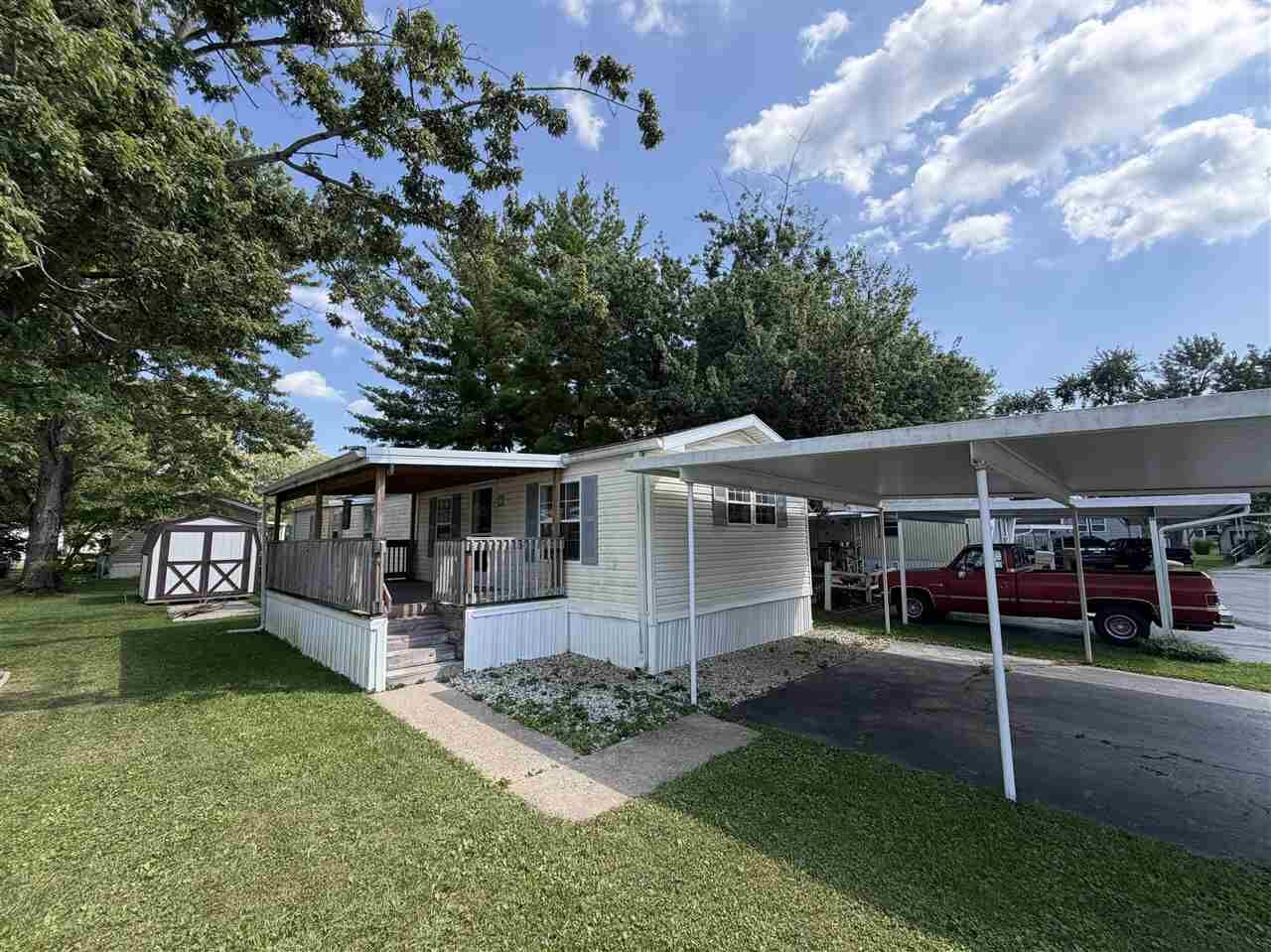 Property Photo:  11 Fairoaks Drive  IN 47374 