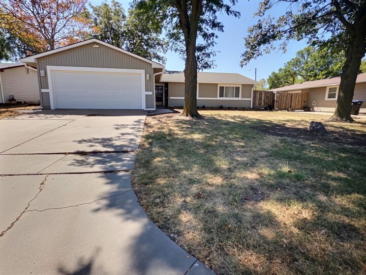 Property Photo:  5013 E Looman  KS 67220 