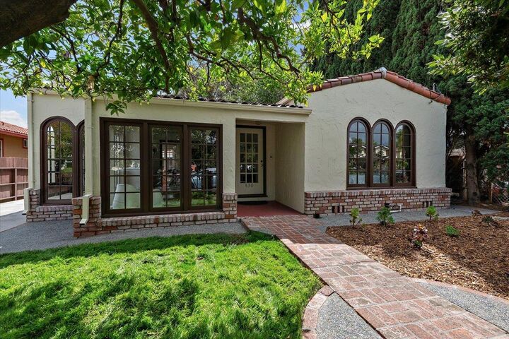 Property Photo: 430 5th Avenue CA 94063