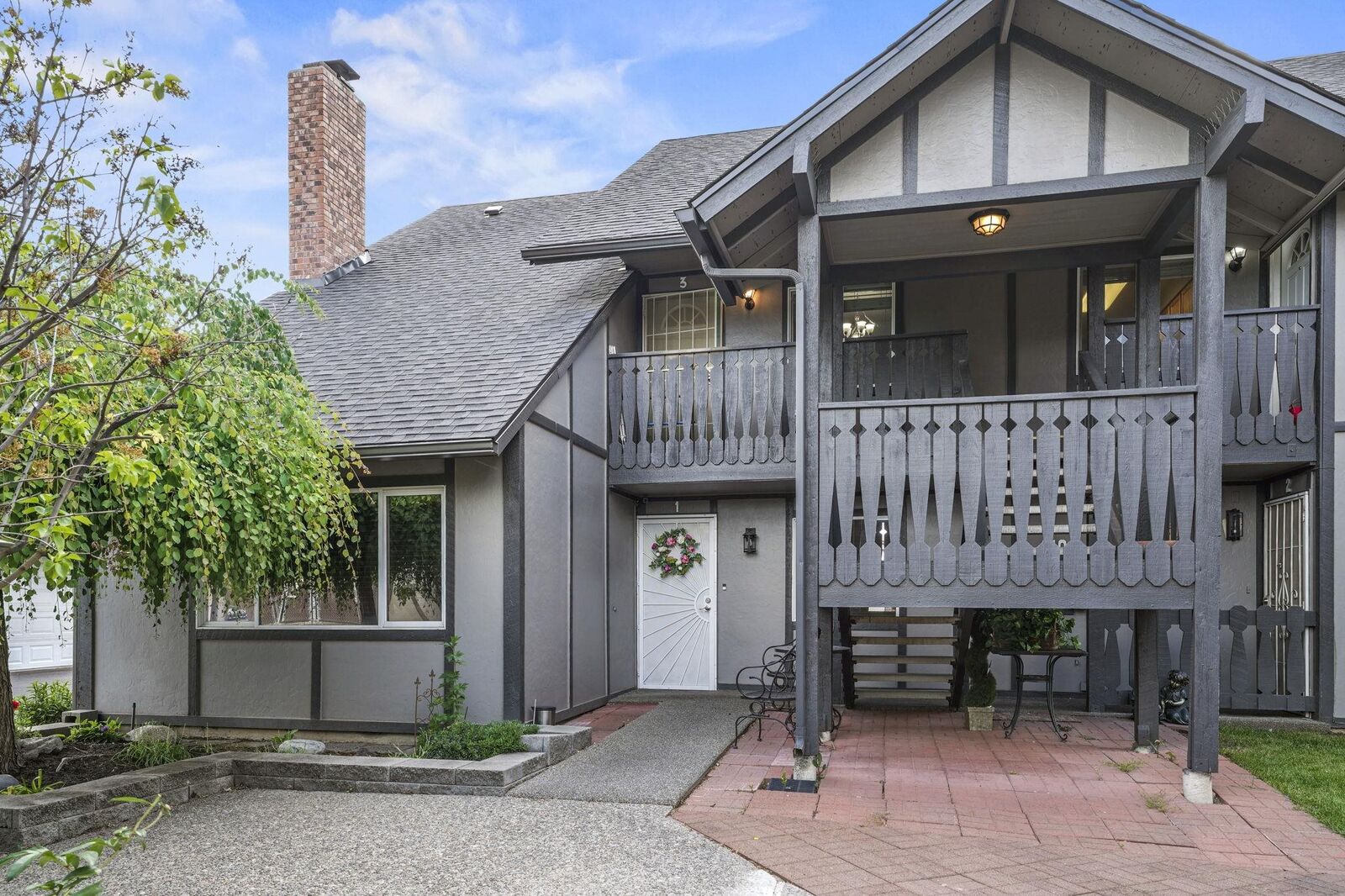 Property Photo:  310 E Weili Ave  WA 99208 