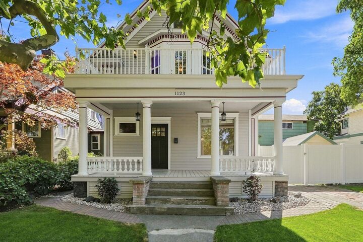 Property Photo:  1123 W Nora Ave  WA 99205 