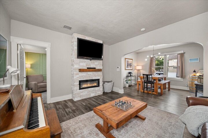 Property Photo:  2228 N Cincinnati St  WA 99207 