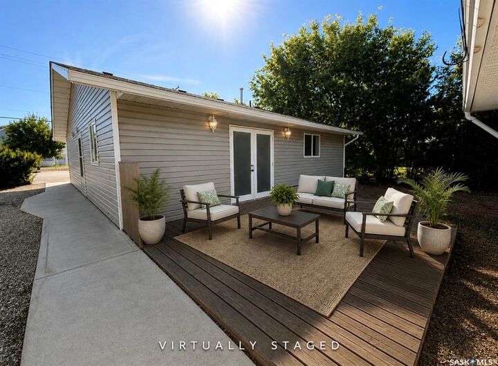Property Photo:  310 McKenzie Street N  SK S0L 2N0 