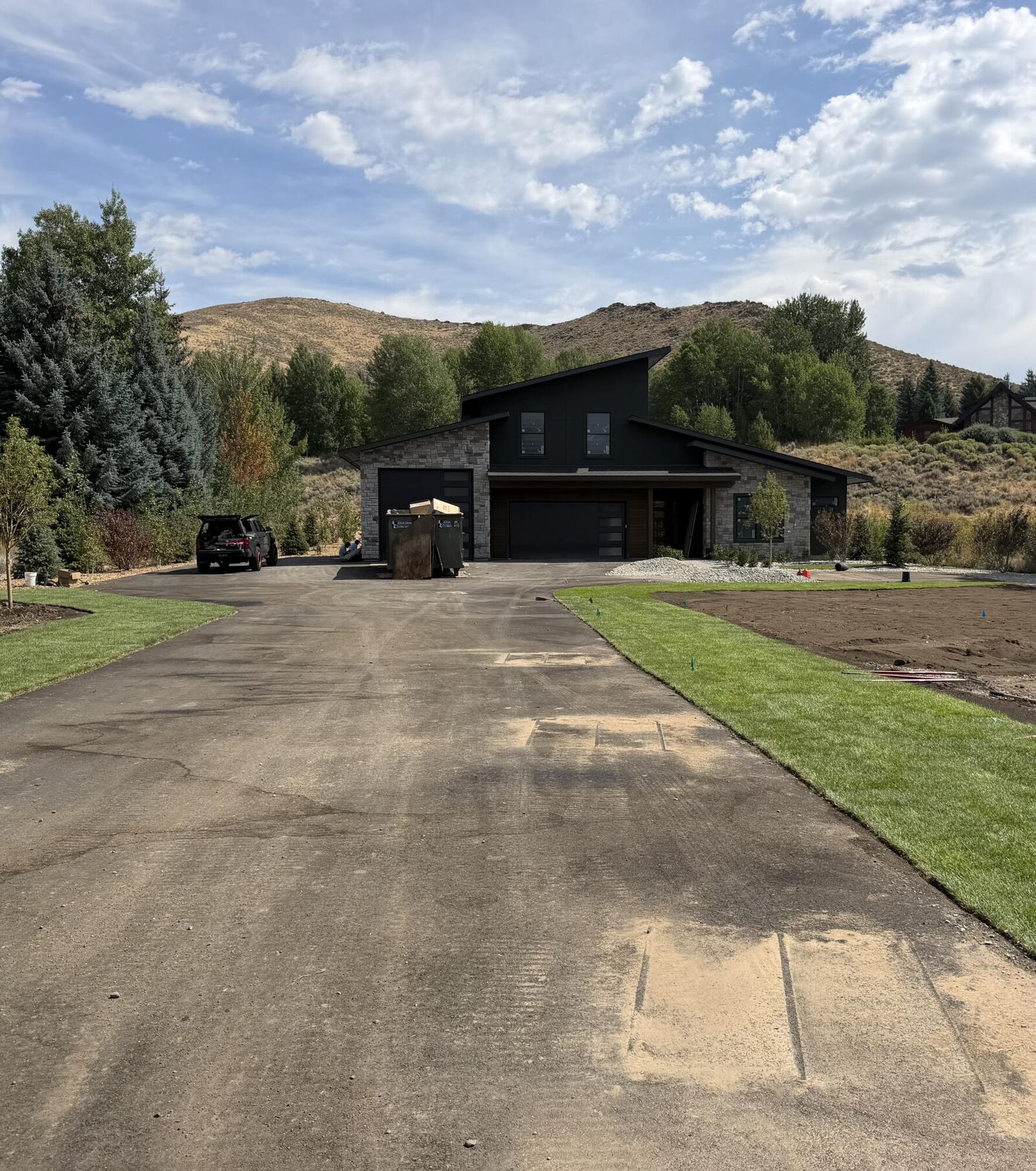 Property Photo: 246 Mariposa Rd ID 83333