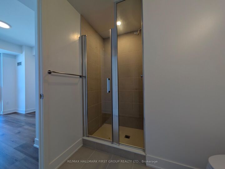 Property Photo:  115 Nipissing Road 1703A  ON L9T 1R3 