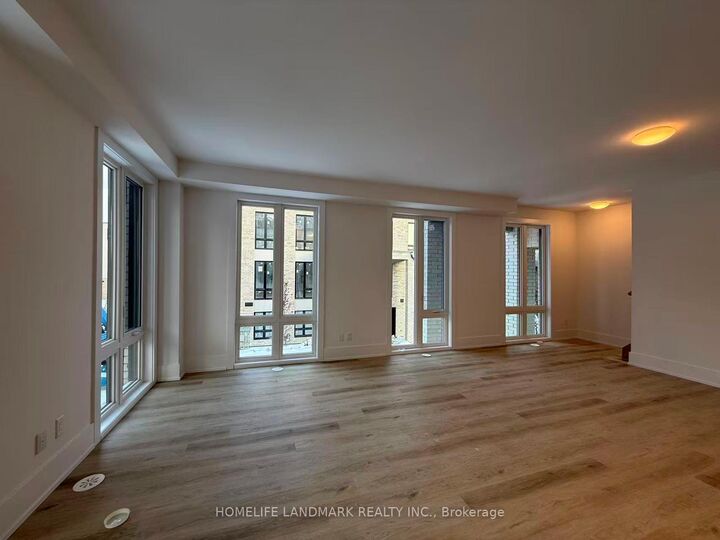 Property Photo: 5 Kerns Lane ON L4E 1M1