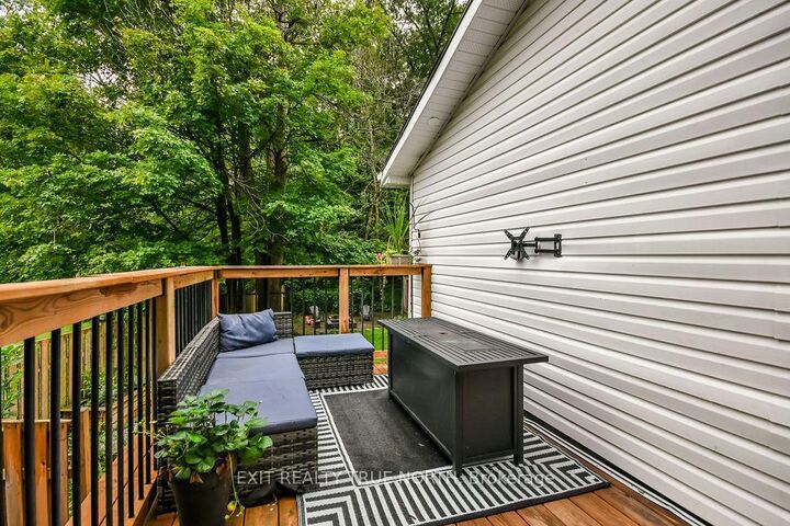 Property Photo:  27 Nida Drive  ON L9M 0B3 