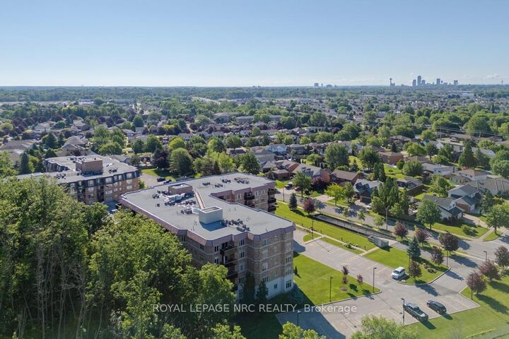 Property Photo:  8111 Forest Glen Drive 220  ON L2H 2Y7 