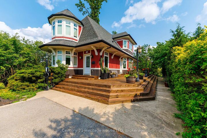 Photo de la propriété: 134 Albany Street ON L2A 1L6