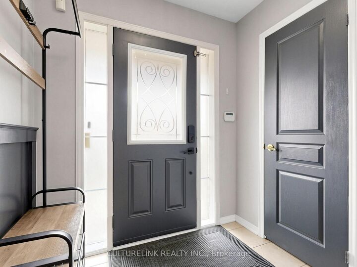 Property Photo:  114 Duffin Drive  ON L4A 0X3 