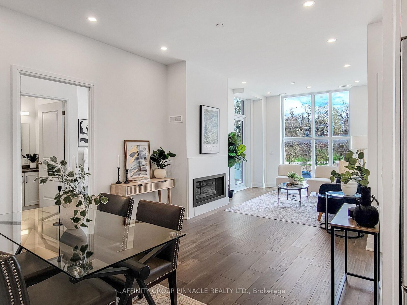 Photo de la propriété:  99 Louisa Street 201  ON K0M 1N0 