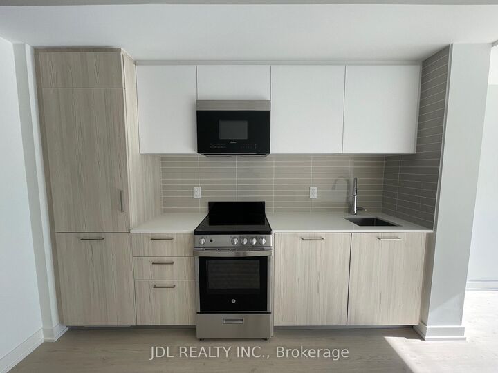 Property Photo:  65 Mutual Street 1603  ON M5B 0E5 