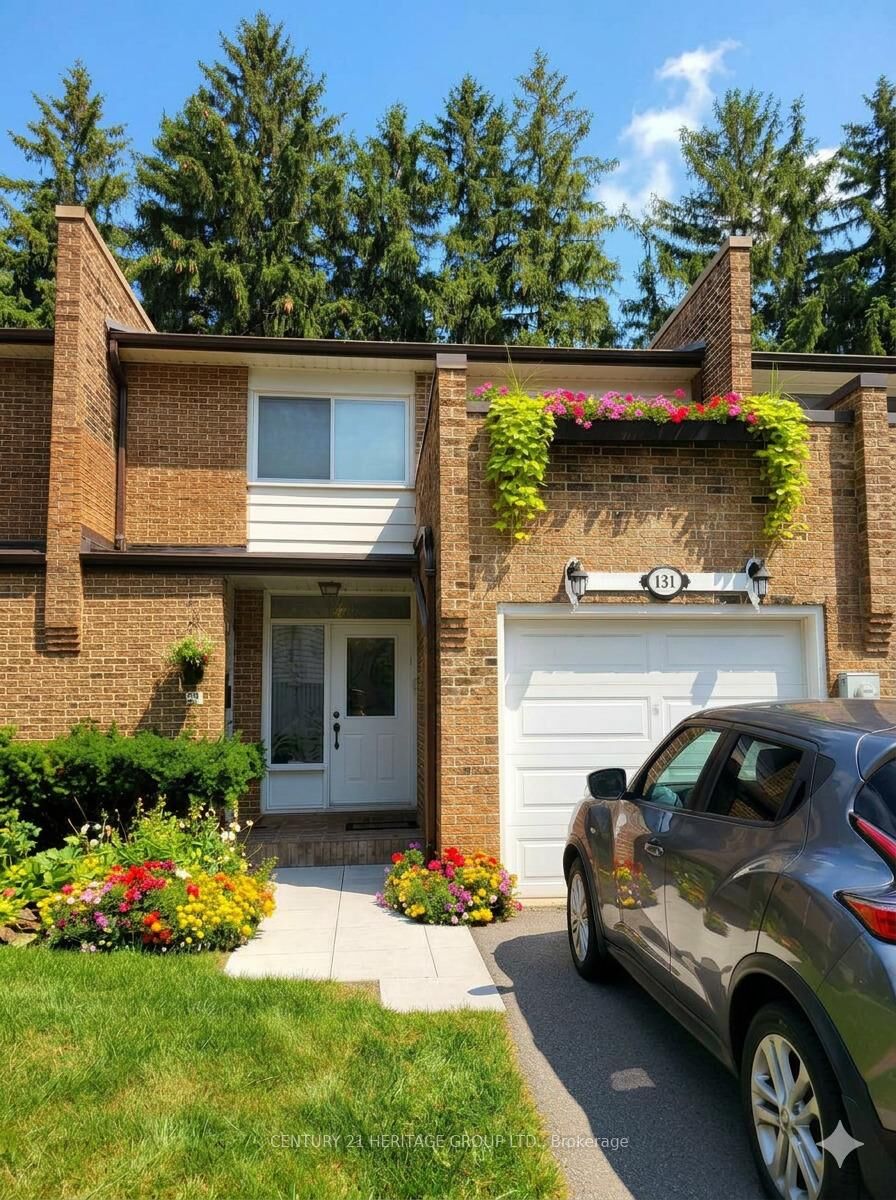 Property Photo:  