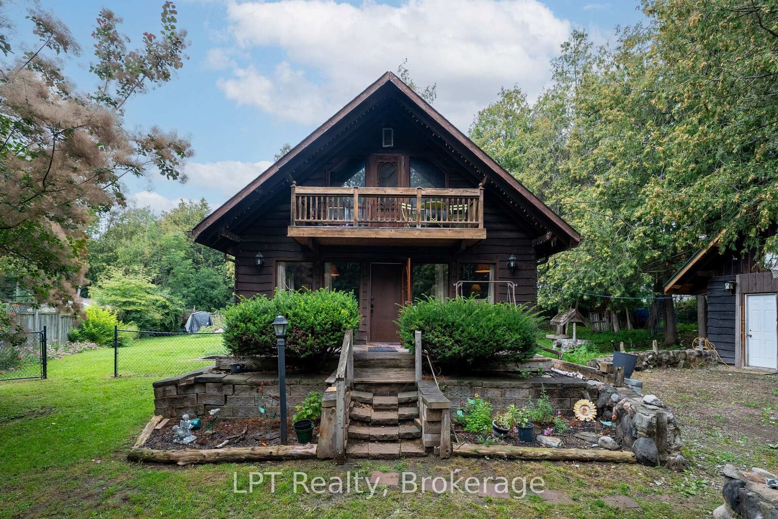 Property Photo:  1201 Meadowview Road  ON K0L 2W0 