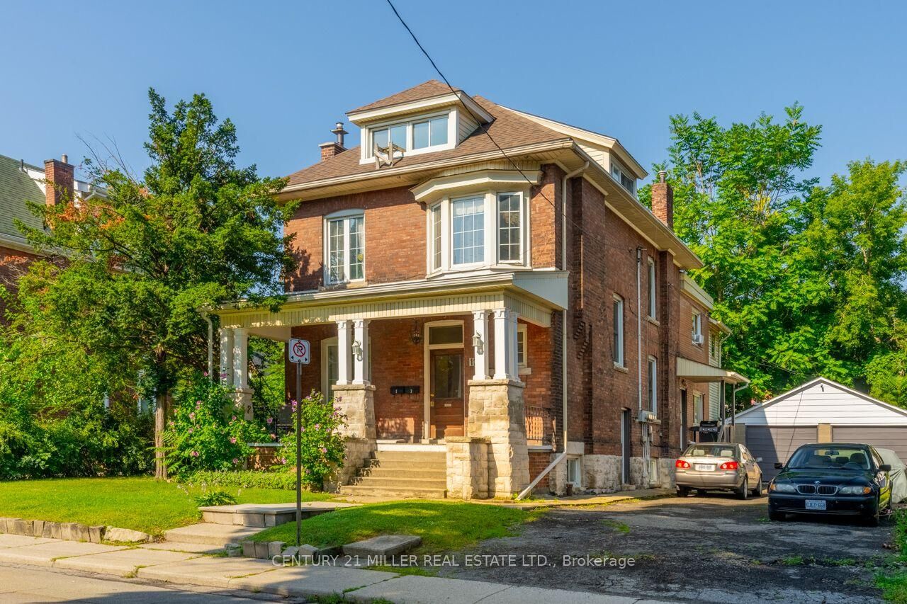 Property Photo:  124 Gladstone Avenue  ON L8M 2H9 