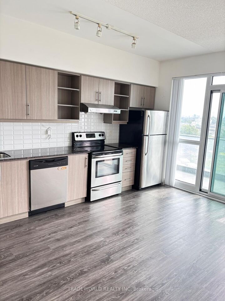 Property Photo:  160 Vanderhoof Avenue 508  ON M4G 2G6 