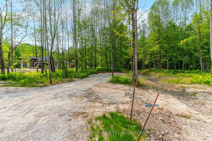 Property Photo:  130 Maple Ridge Road  ON N4K 5N4 