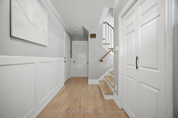 Property Photo:  43 Melville Crescent  ON L6W 2S3 