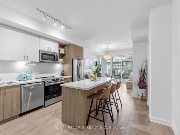 Property Photo:  333 Sunseeker Avenue 149  ON L9S 0R6 