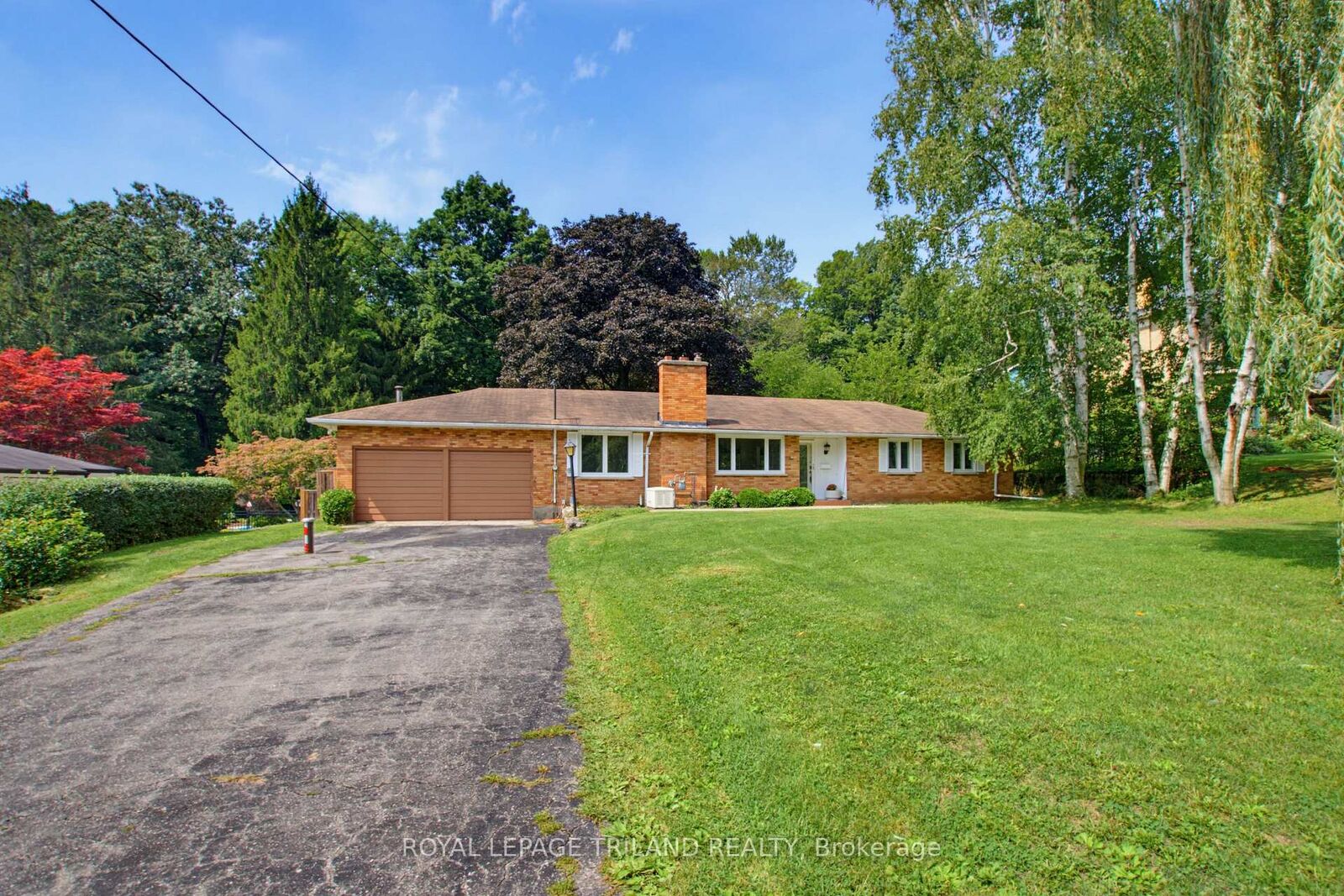 Property Photo: 6267 Sunset Road ON N0L 2L0