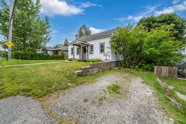 Property Photo:  23 Miller Street  ON P2A 1S9 