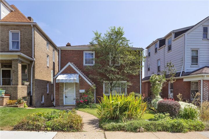 Property Photo: 2219 Bensonia Avenue PA 15216