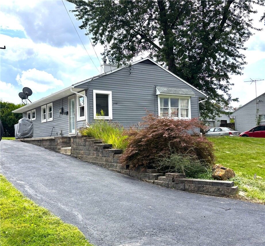 Property Photo:  1117 Maine Ave  PA 15001 