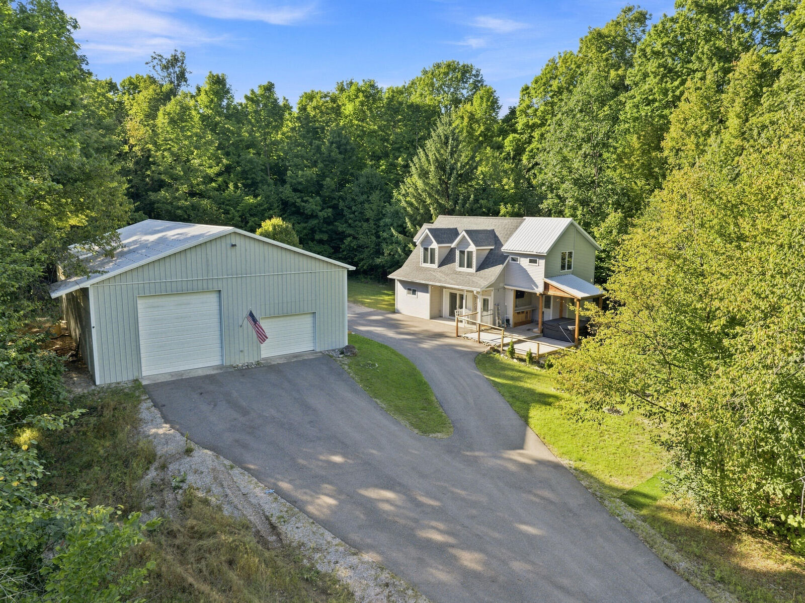 Property Photo: 3156 Bowman Road MI 49706