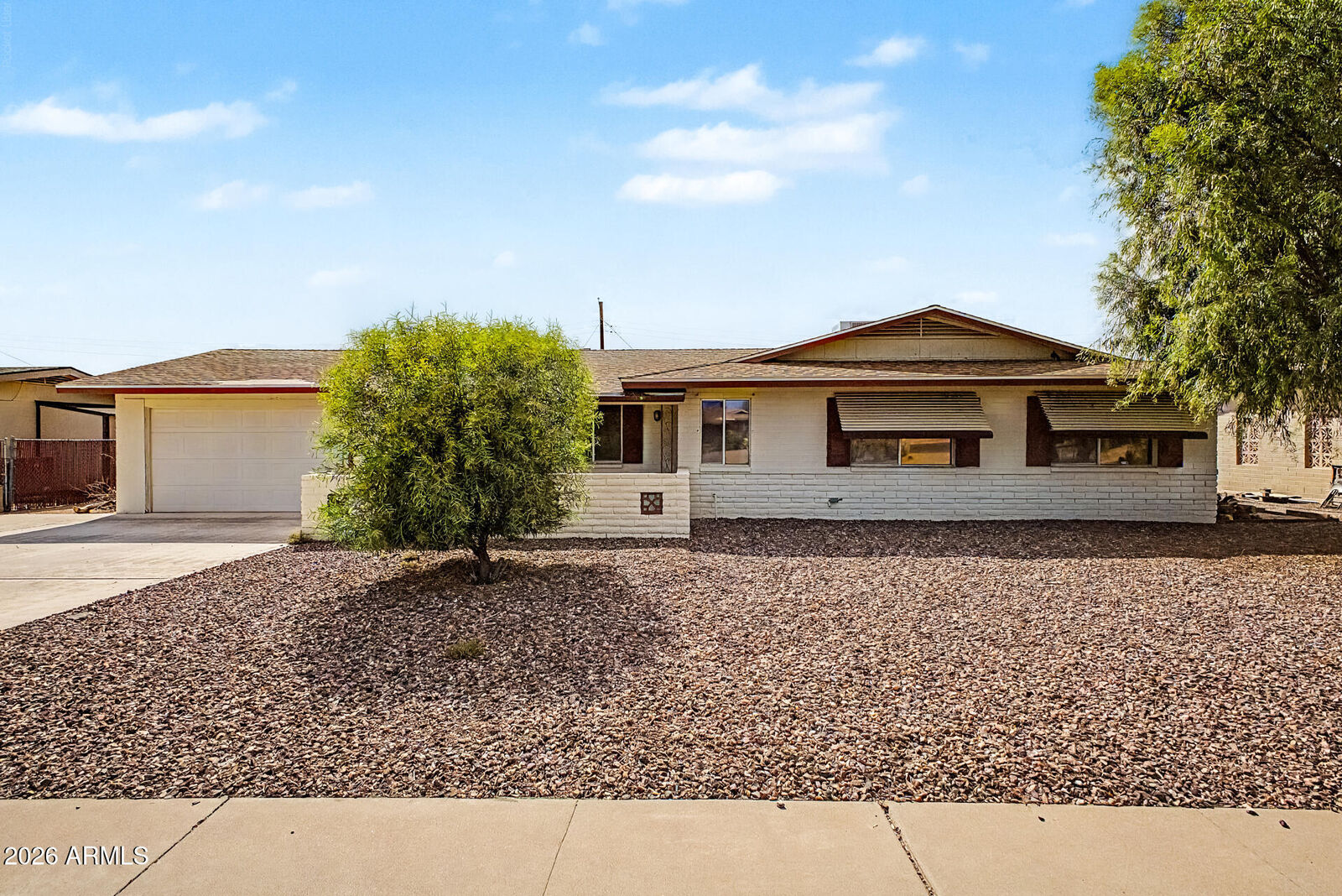 Property Photo:  510 N 56th Place  AZ 85205 