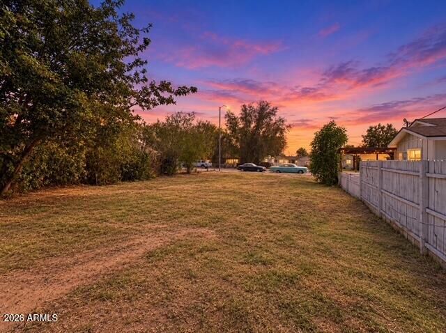 Property Photo:  736 E 2nd Street -  AZ 85203 