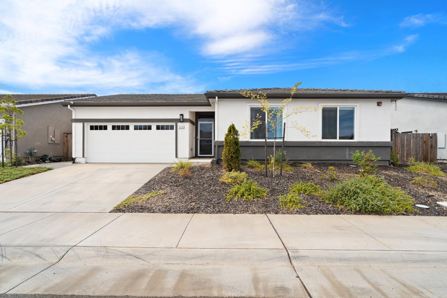 Property Photo: 510 Karnail Street CA 95694