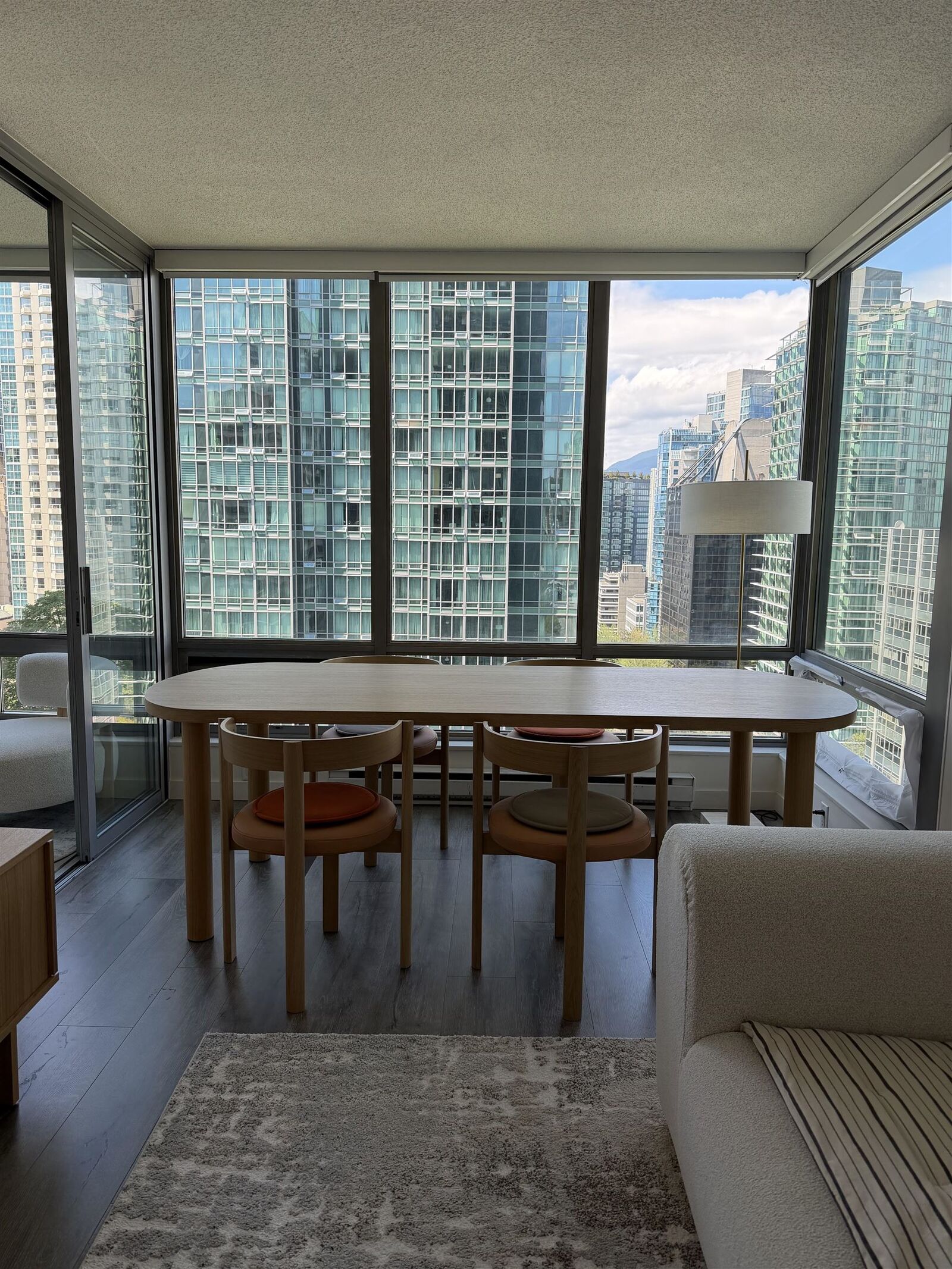 Property Photo:  1200 W Georgia Street 1402  BC V6E 4R2 