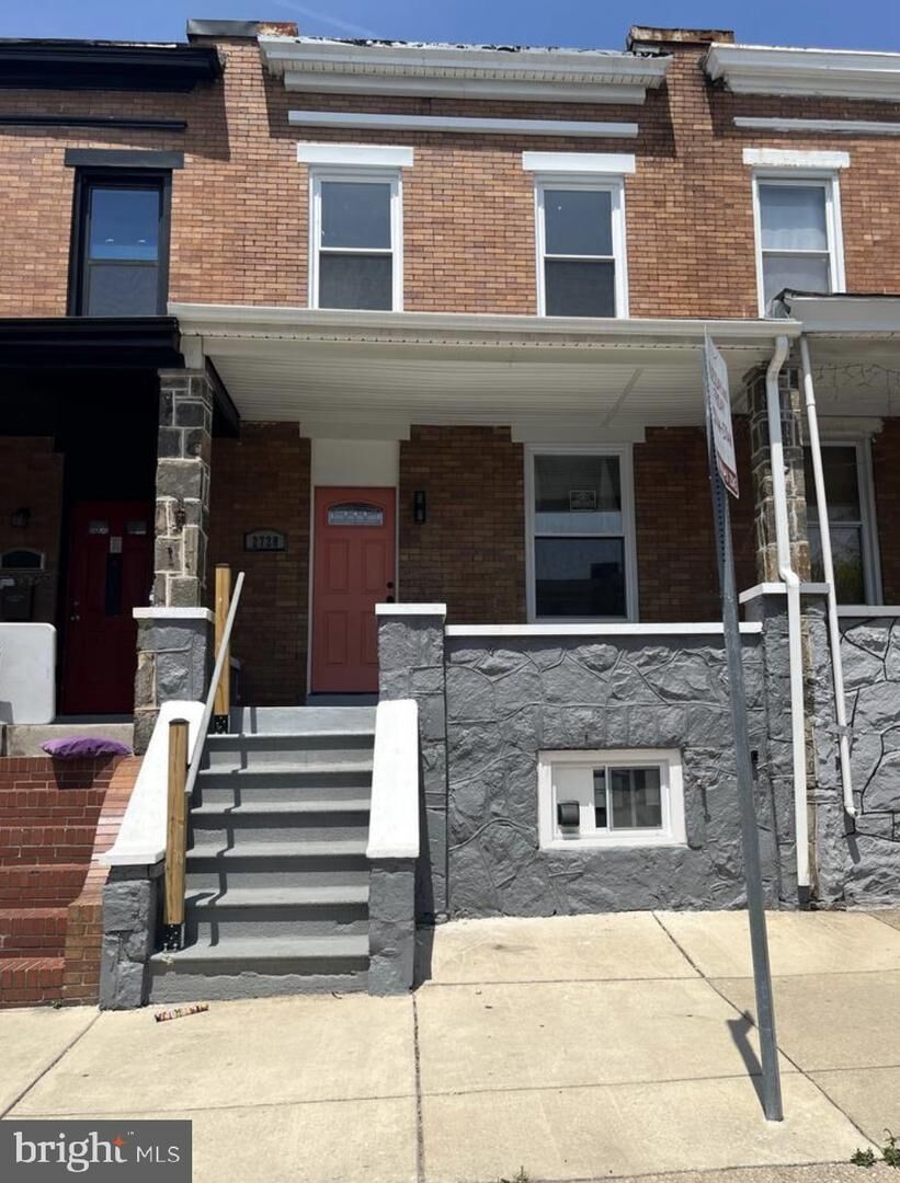 Property Photo: 2728 E Chase Street MD 21213
