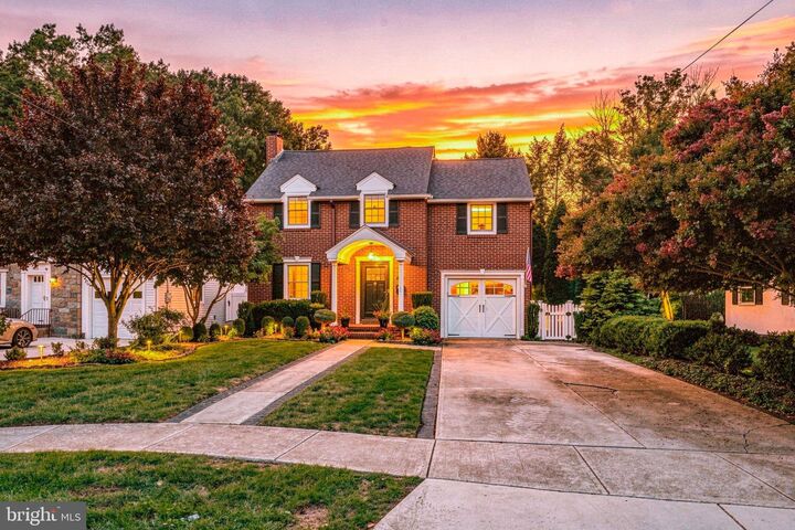 Property Photo:  619 W Redman Avenue  NJ 08033 