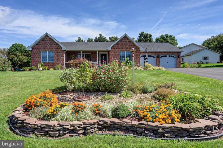 Property Photo:  313 Bradley Lane  PA 17257 
