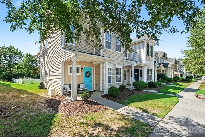 Property Photo:  2259 Crosscut Drive  NC 28214 