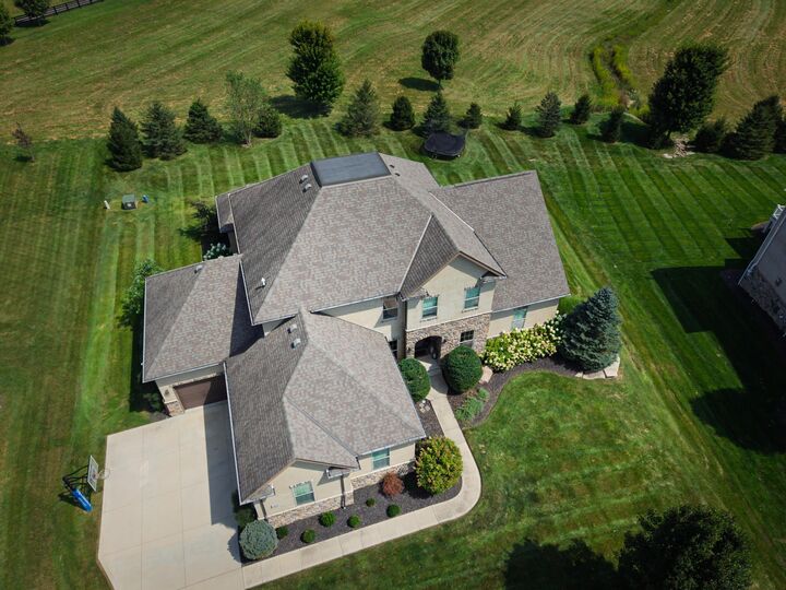 Property Photo:  1404 Guilford Road  OH 43015 