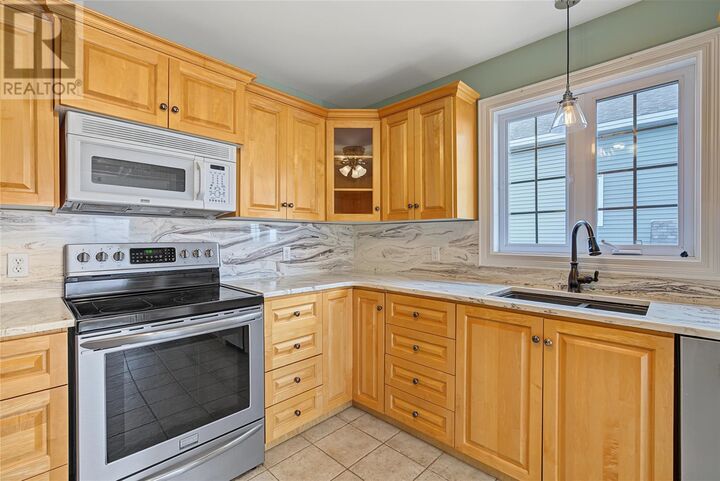 Property Photo:  6 Horizon Place  NL A1W 4L6 