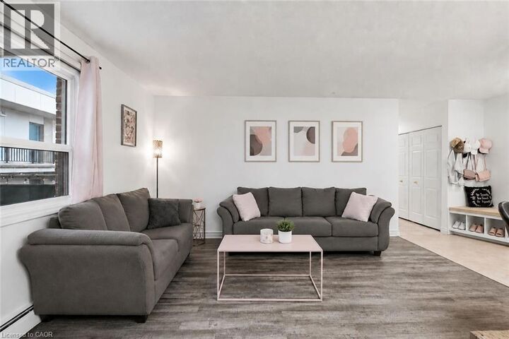 Property Photo:  264 Oakdale Avenue 308  ON L2P 2K4 