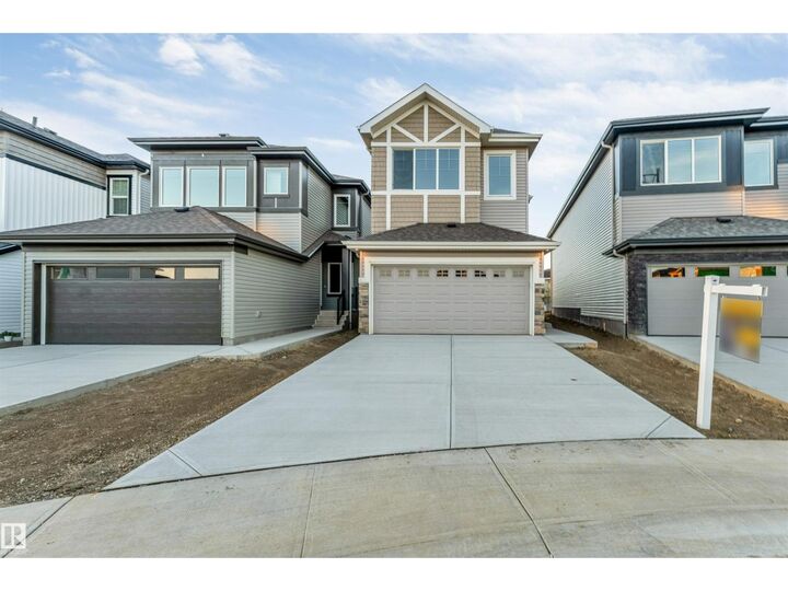 Property Photo:  904 17 Av NW  AB T6T 2X8 