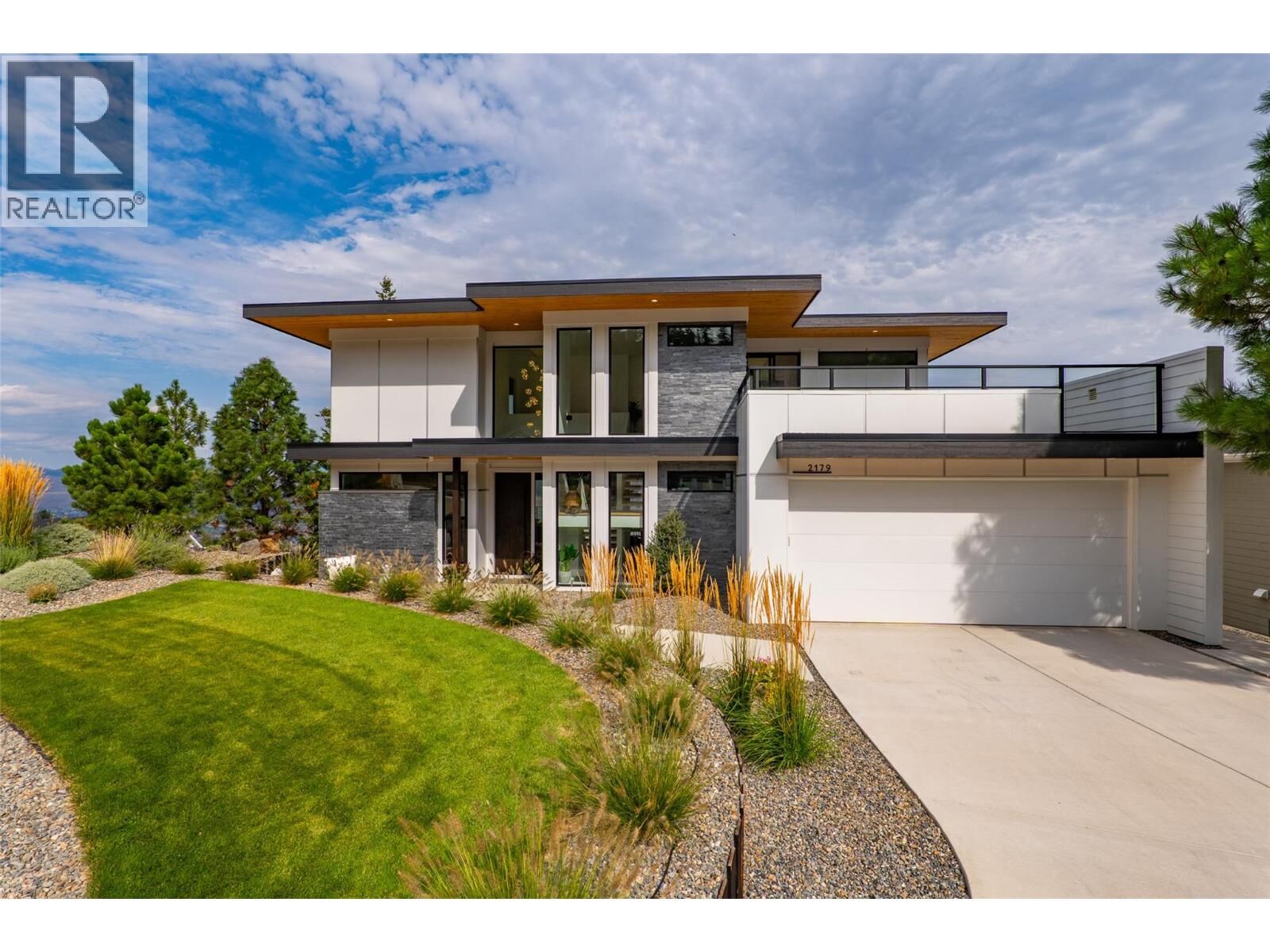 Property Photo:  2179 Lupin Court  BC V2E 0E2 