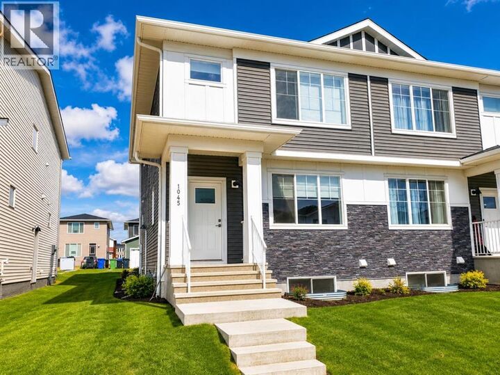 Property Photo:  1045 West Lakeview Drive  AB T1X 2T2 