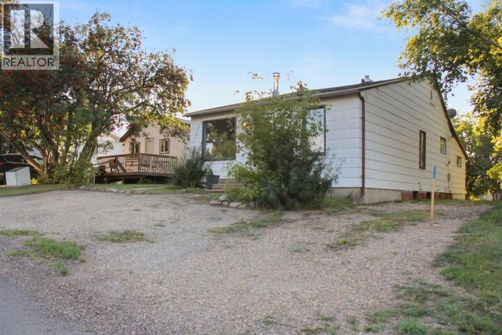 Property Photo:  5012 49 Street  AB T0B 9S9 