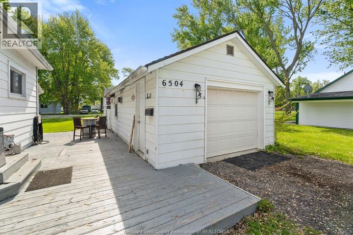 Property Photo:  6504 Main Street  ON N0P 1J0 